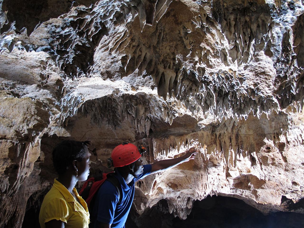 Visite de la grotte